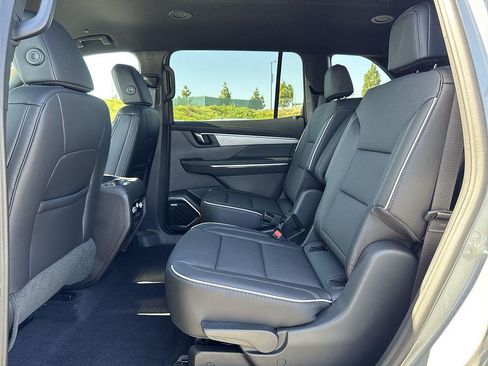 New 2026 Buick Enclave Preferred FWD image 25
