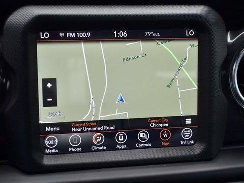 Used 2022 Jeep Wrangler Unlimited Sahara AWD/4WD image 32