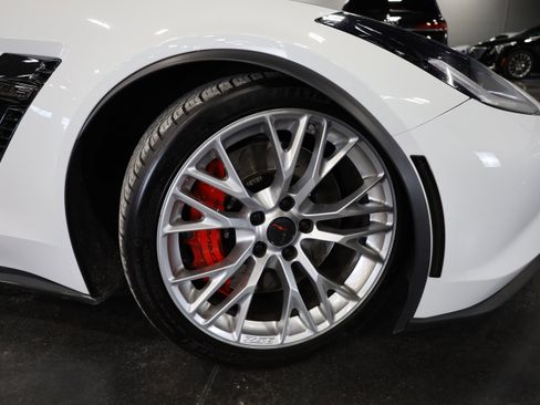 Used 2017 Chevrolet Corvette Z06 image 10