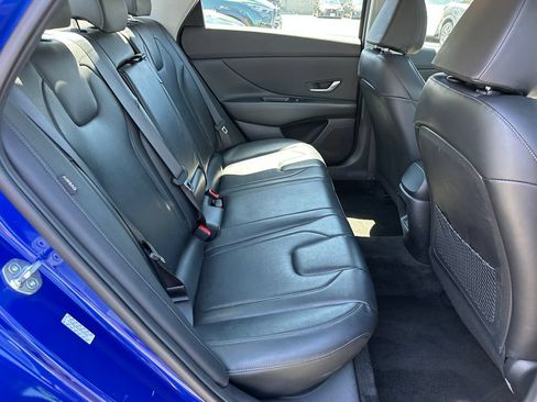 Used 2024 Hyundai Elantra Limited FWD image 19