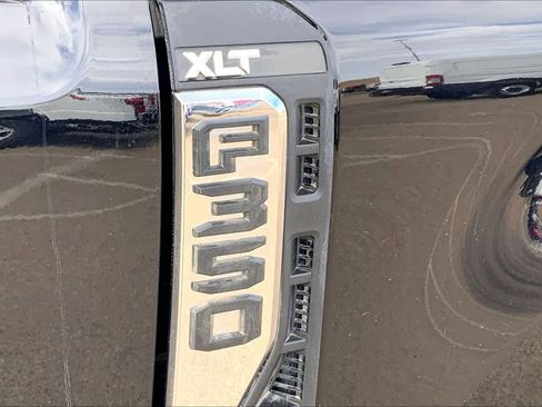 Used 2024 Ford F350 XLT w/ 360-Degree Camera Package image 9