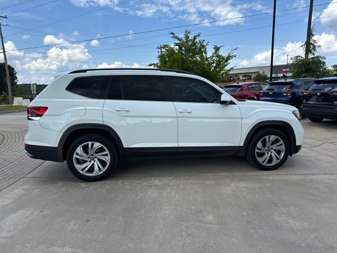Used 2021 Volkswagen Atlas SE w/ Towing Package FWD image 7