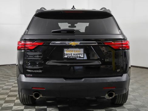 Used 2023 Chevrolet Traverse LT FWD image 15