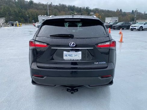 Used 2017 Lexus NX 300h AWD image 7