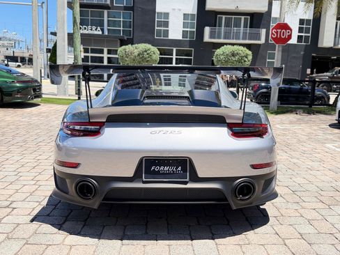 Used 2018 Porsche 911 GT2 RS RWD image 22