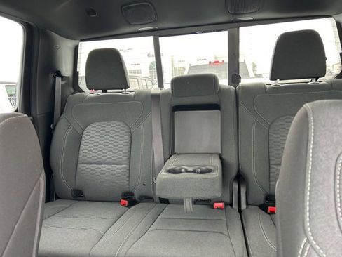 Used 2025 RAM 1500 Big Horn image 40