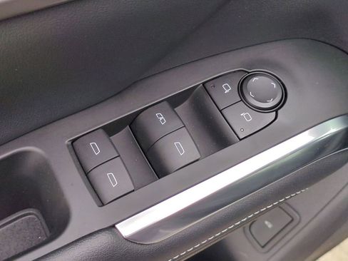 Used 2024 Chevrolet Traverse LT w/ Midnight/Sport Edition FWD image 14