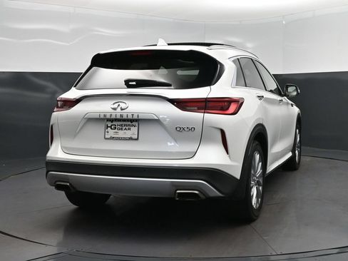 Certified 2024 INFINITI QX50 Luxe FWD image 7