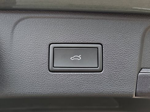 New 2026 Volkswagen Atlas SEL Premium R-Line image 8