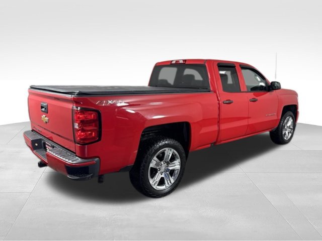 Used 2018 Chevrolet Silverado 1500 Custom w/ Custom Value Package AWD/4WD image 9