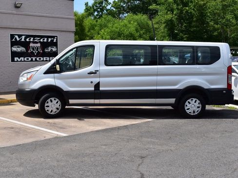 Used 2017 Ford Transit 350 XLT RWD image 3