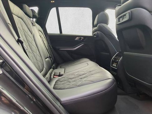 Used 2023 BMW X5 xDrive40i AWD/4WD image 25