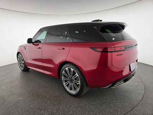 New 2026 Land Rover Range Rover Sport Dynamic SE AWD/4WD image 16