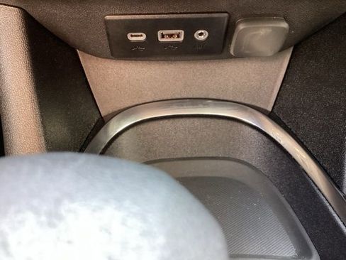 Used 2024 Chevrolet Malibu LT image 19