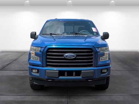 Used 2017 Ford F150 XLT w/ Equipment Group 302A Luxury AWD/4WD image 6