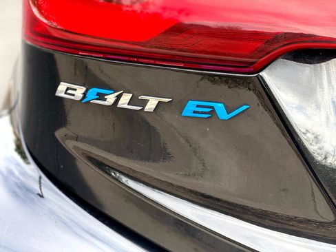 Used 2019 Chevrolet Bolt LT image 29