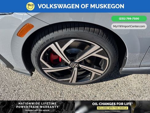 New 2026 Volkswagen GTI SE image 9