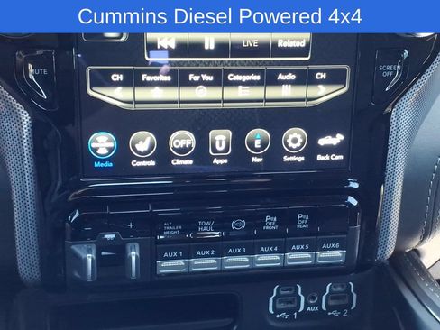 Used 2020 RAM 2500 Limited AWD/4WD image 26