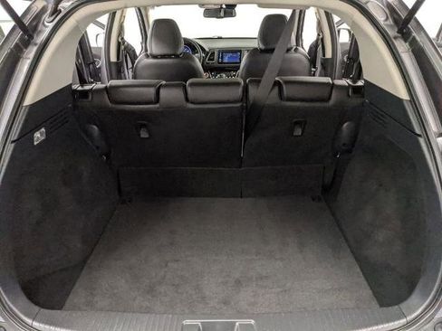 Used 2021 Honda HR-V EX-L image 18