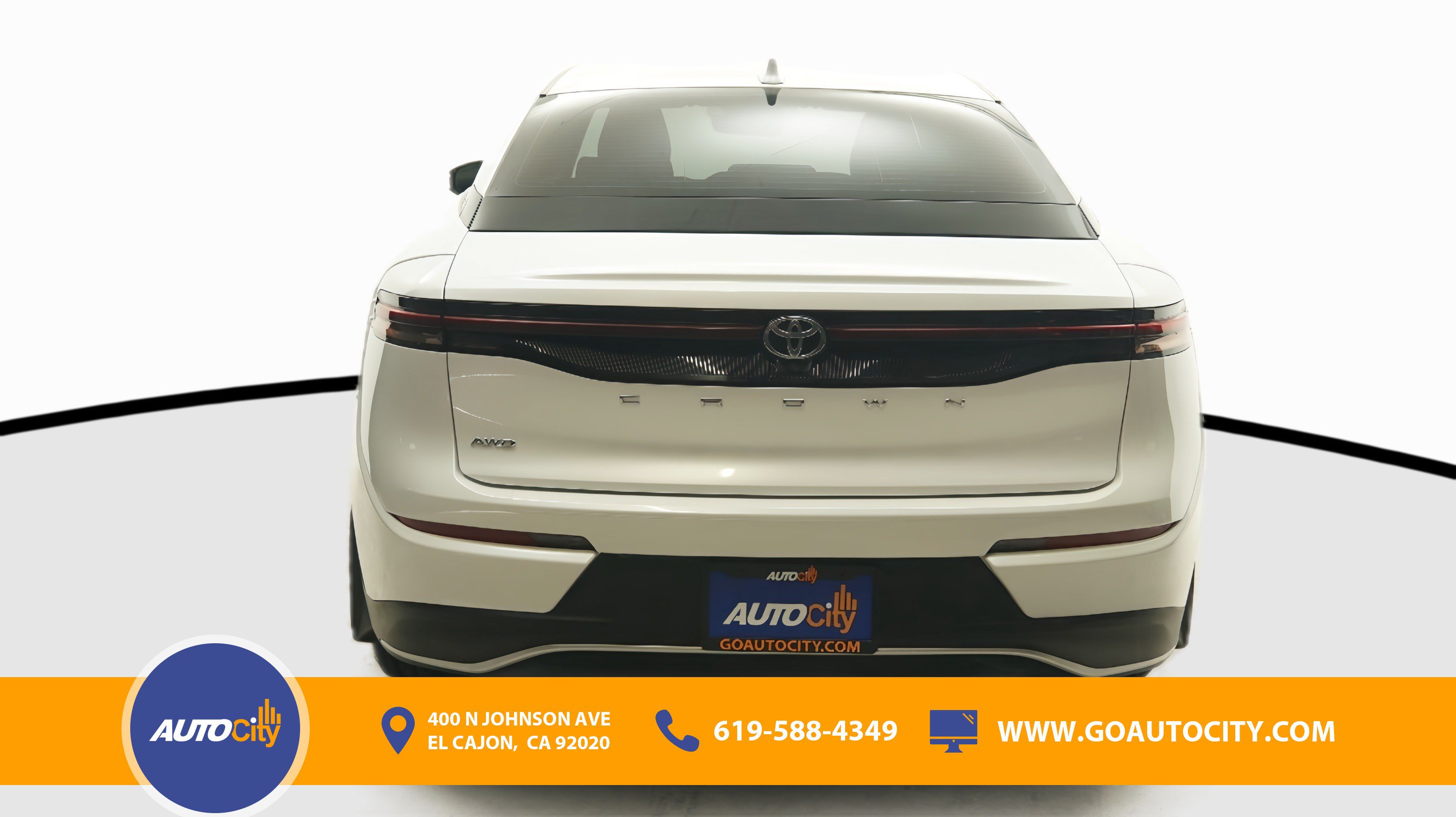 Used 2023 Toyota Crown AWD/4WD image 12