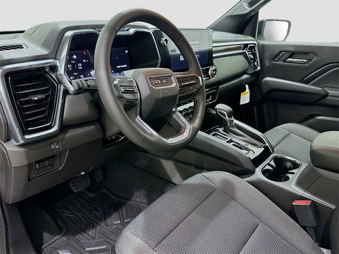 New 2026 GMC Canyon Elevation w/ Convenience Package image 12