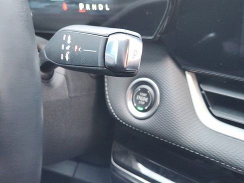 Used 2025 Chevrolet Equinox LT image 8