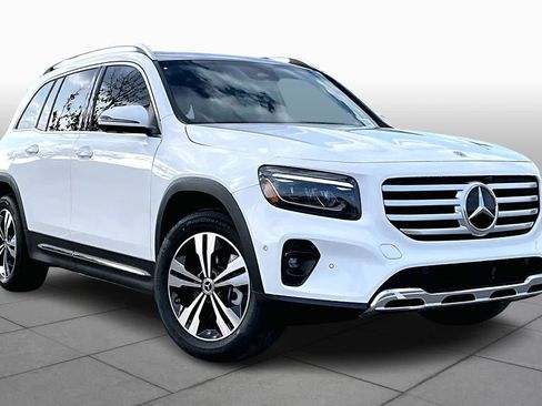 New 2026 Mercedes-Benz GLB 250 4MATIC image 2