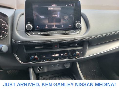 Certified 2023 Nissan Rogue SV w/ SV Premium B Package AWD/4WD image 10