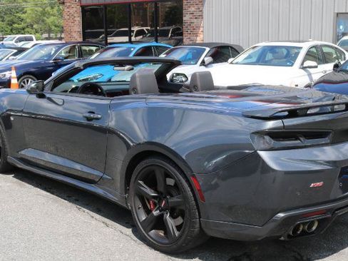 Used 2017 Chevrolet Camaro SS w/ LPO, Ground Effects Package RWD image 6