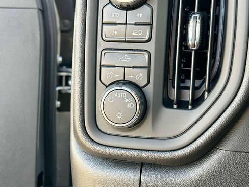 New 2026 Chevrolet Silverado 1500 Custom image 24