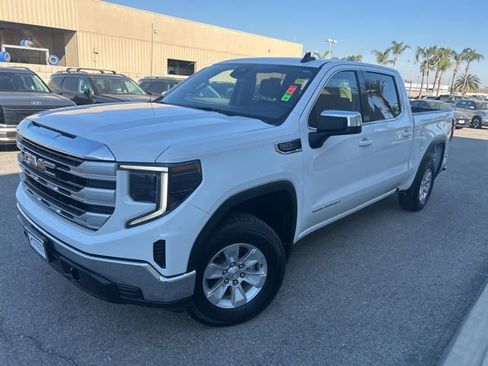Used 2023 GMC Sierra 1500 SLE image 1
