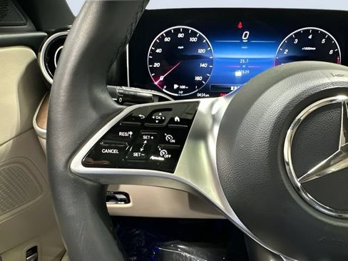Certified 2023 Mercedes-Benz C 300 4MATIC Sedan image 18