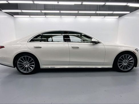 Certified 2023 Mercedes-Benz S 500 4MATIC image 5