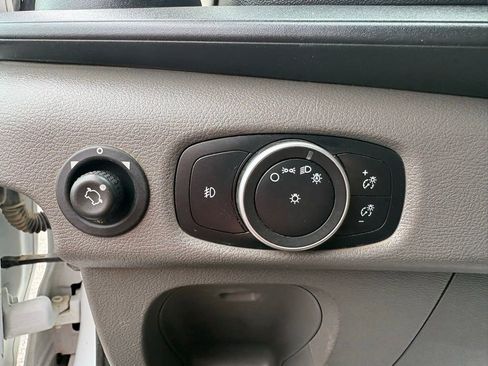 Used 2020 Ford Transit 350 XLT RWD image 19