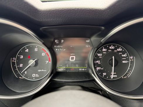 Used 2018 Alfa Romeo Stelvio AWD image 20
