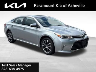 Used 2018 Toyota Avalon XLE FWD video 1