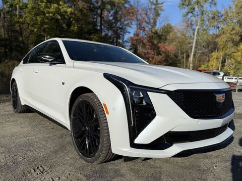 New 2026 Cadillac CT5 Sport w/ LPO, ONYX Package image 3