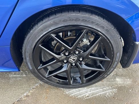 Certified 2023 Honda Civic Sport image 9