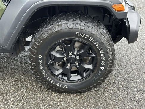 Certified 2023 Jeep Wrangler Willys image 10