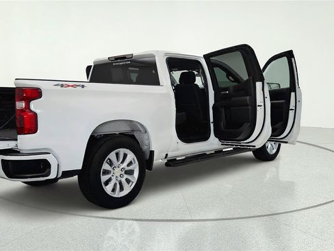 Used 2026 Chevrolet Silverado 1500 Custom AWD/4WD image 14