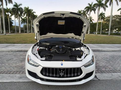 Used 2018 Maserati Ghibli S Q4 image 33
