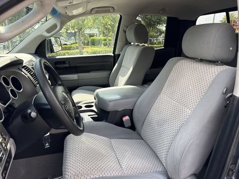 Used 2010 Toyota Tundra 2WD Double Cab image 11