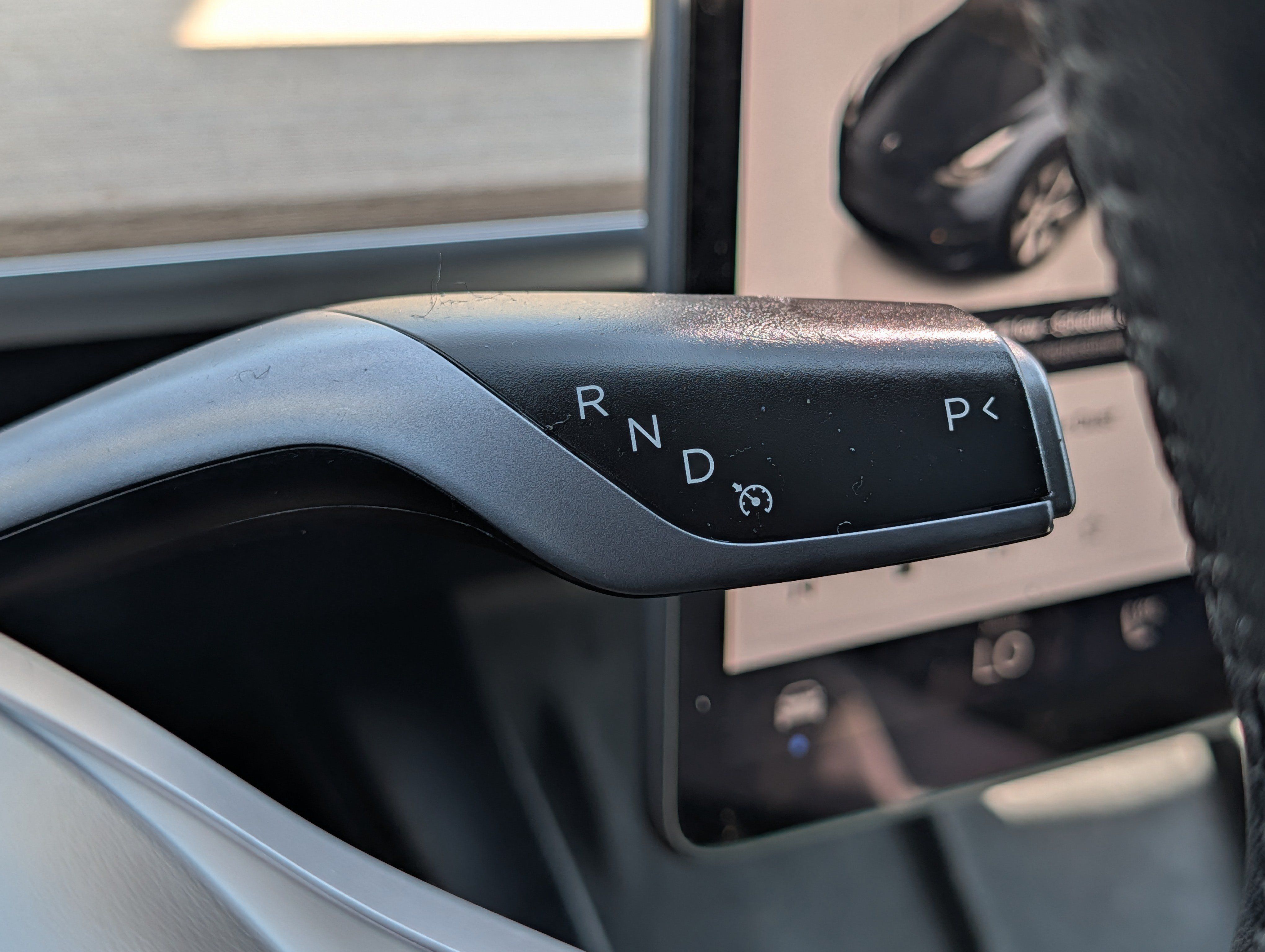 Used 2024 Tesla Model Y Long Range AWD/4WD image 24