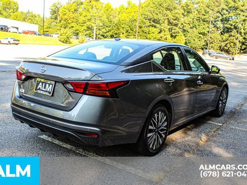 Used 2025 Nissan Altima 2.5 SV FWD image 5