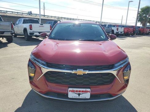 New 2026 Chevrolet Trax LT w/ Driver Confidence Package image 2