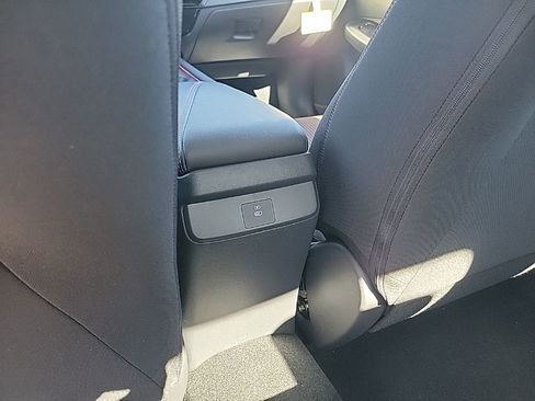 New 2026 Nissan Sentra SR w/ Floor Mat Package image 34