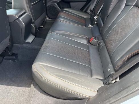 Used 2023 Subaru Crosstrek 2.5i Limited w/ Moonroof Package AWD/4WD image 15