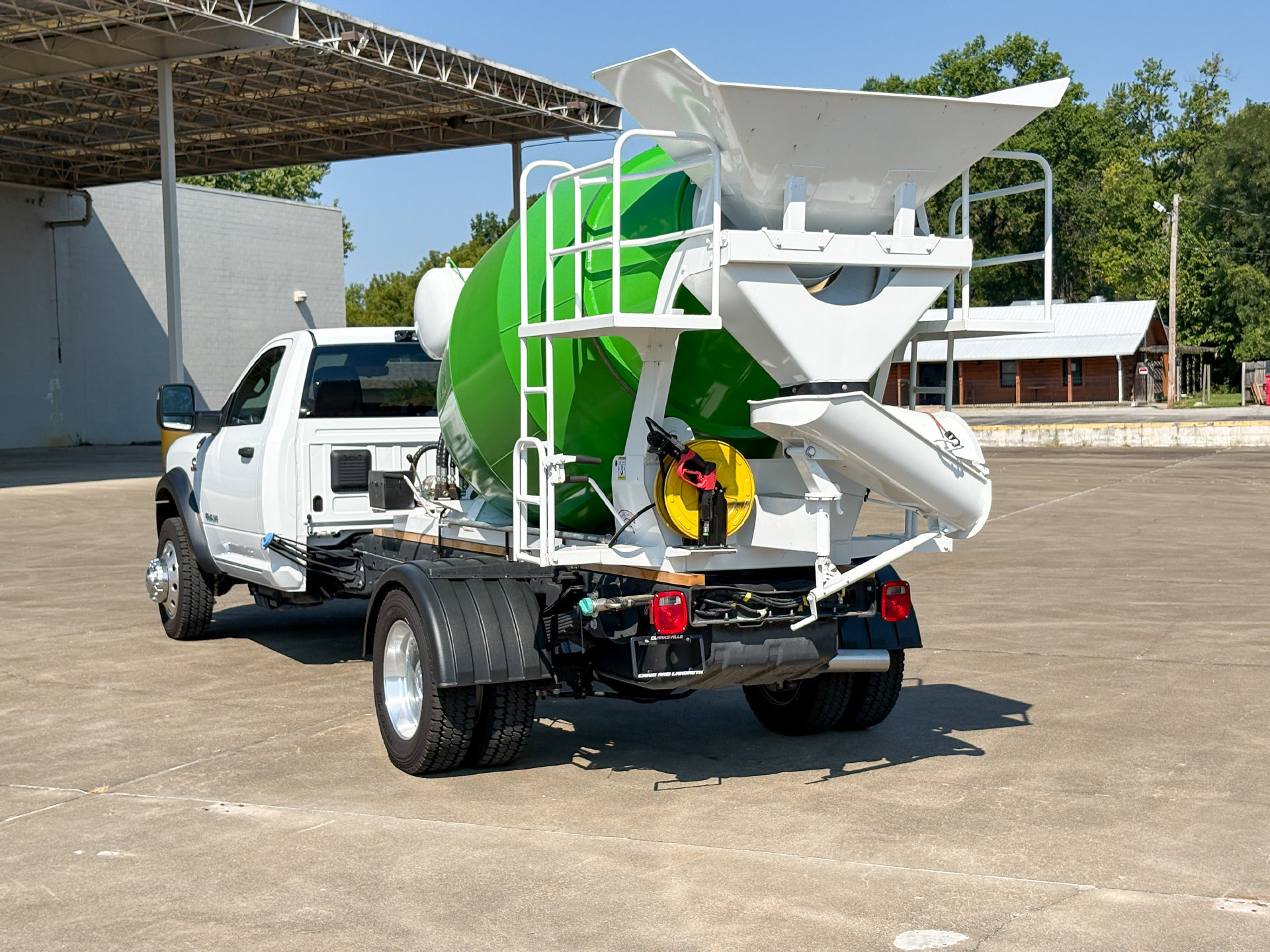 Used 2025 RAM 5500 4x4 Regular Cab image 7