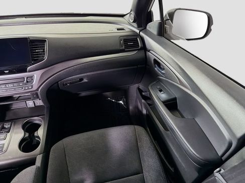 Used 2022 Honda Pilot Sport image 22
