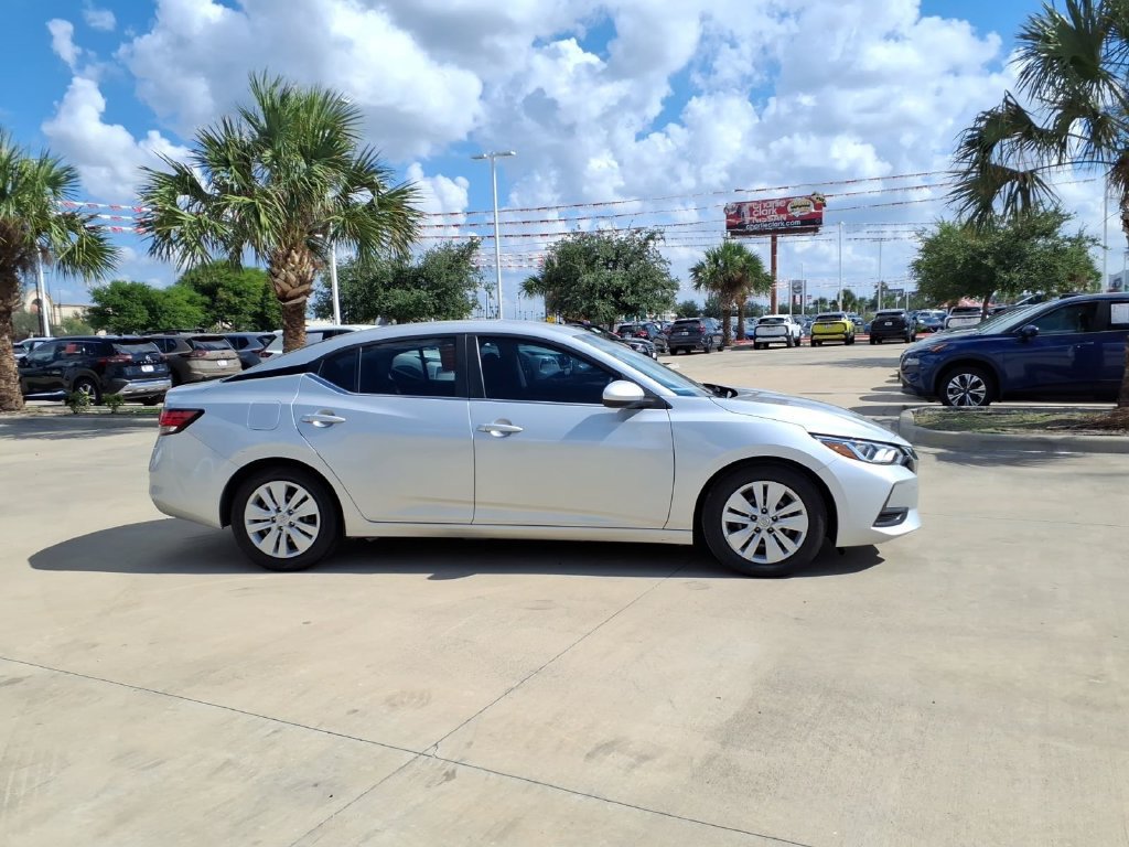 Used 2023 Nissan Sentra S FWD image 6